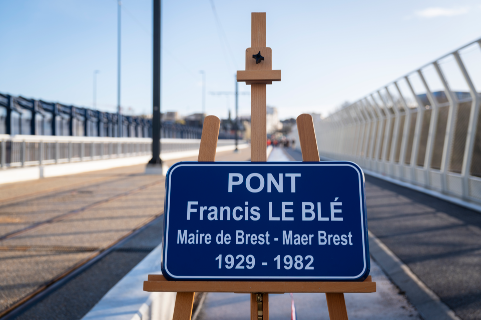 Inauguration pont Francis Le Blé